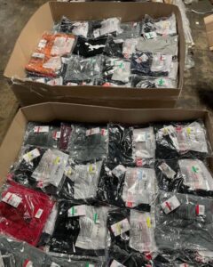 Men and women pallet clothes 4000+High-quality for sale at AmericanPalletShop featuring over 4000+ styles of affordable, wholesale apparel.