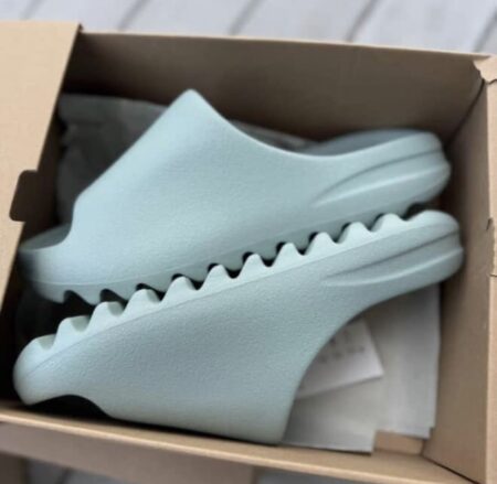 Yeezy Slides Perfect Fit 2026