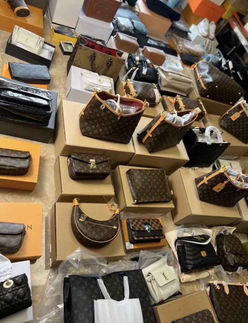 Female bags & purse pallets - Image 9