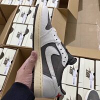 Discover exclusive Nike Travis Scott shoes in each pallet with limited-edition designs, premium materials, and unbeatable prices. Order now before stock runs out! Nike Travis Scott Shoes Pallet Liquidation