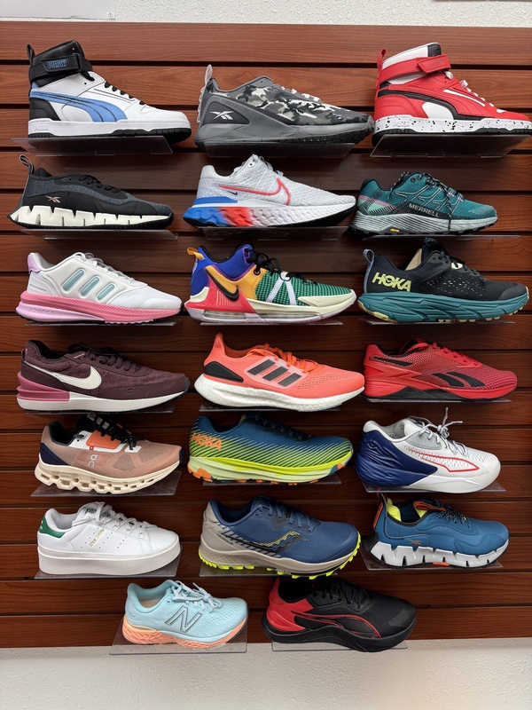 Athletic Shoes Mix Pallet – Bulk Wholesale Sneakers