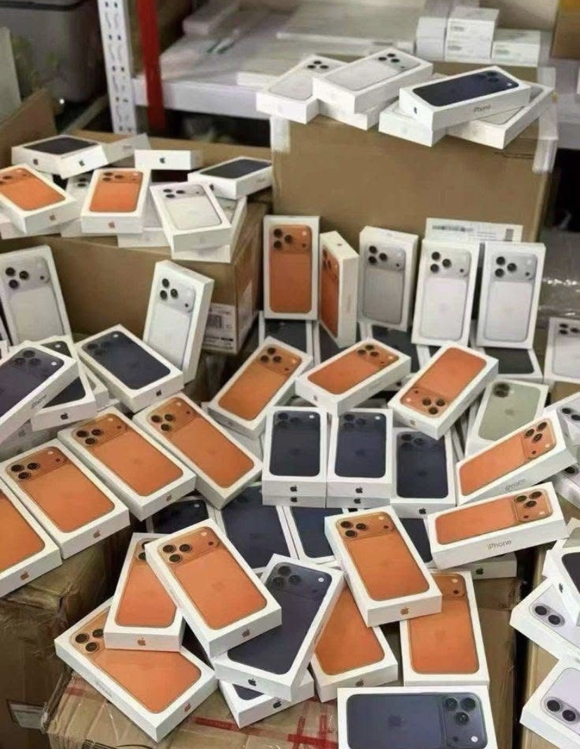 iPhone 17 Promax Pallets Authentic - Image 5